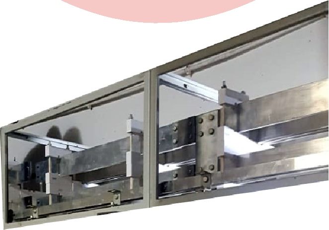 Bus tie duct